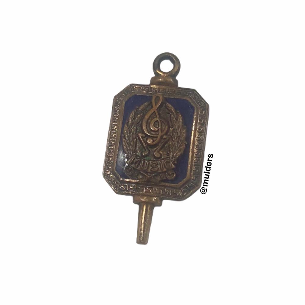 Vintage Music Clef Herff Jones Pendant
